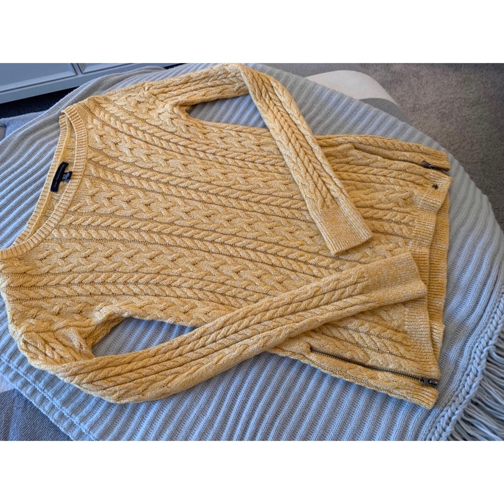 Yellow American Eagle Sweater
